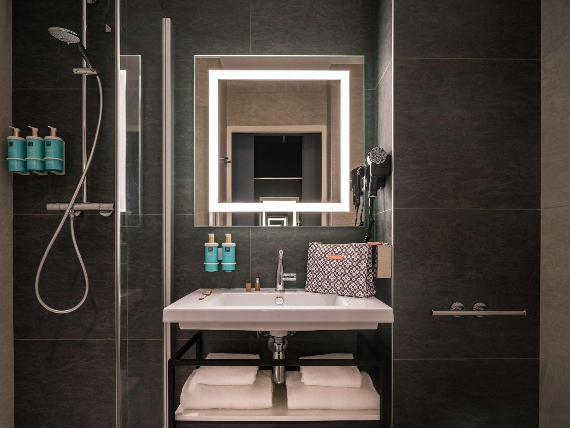 Novotel Paris Val De Fontenay Bagian luar foto